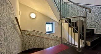 von_poll_real_estate_property_25441COM8_image_7