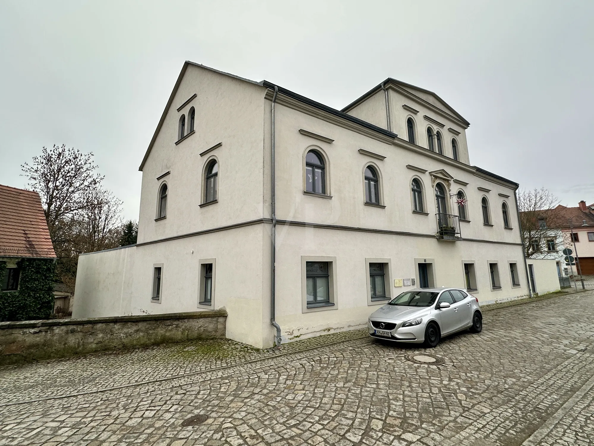 Straßenansicht aus Nordost