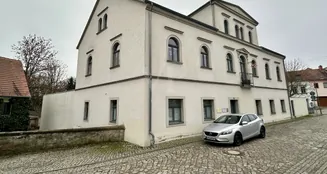 von_poll_real_estate_property_25441COM8_image_5