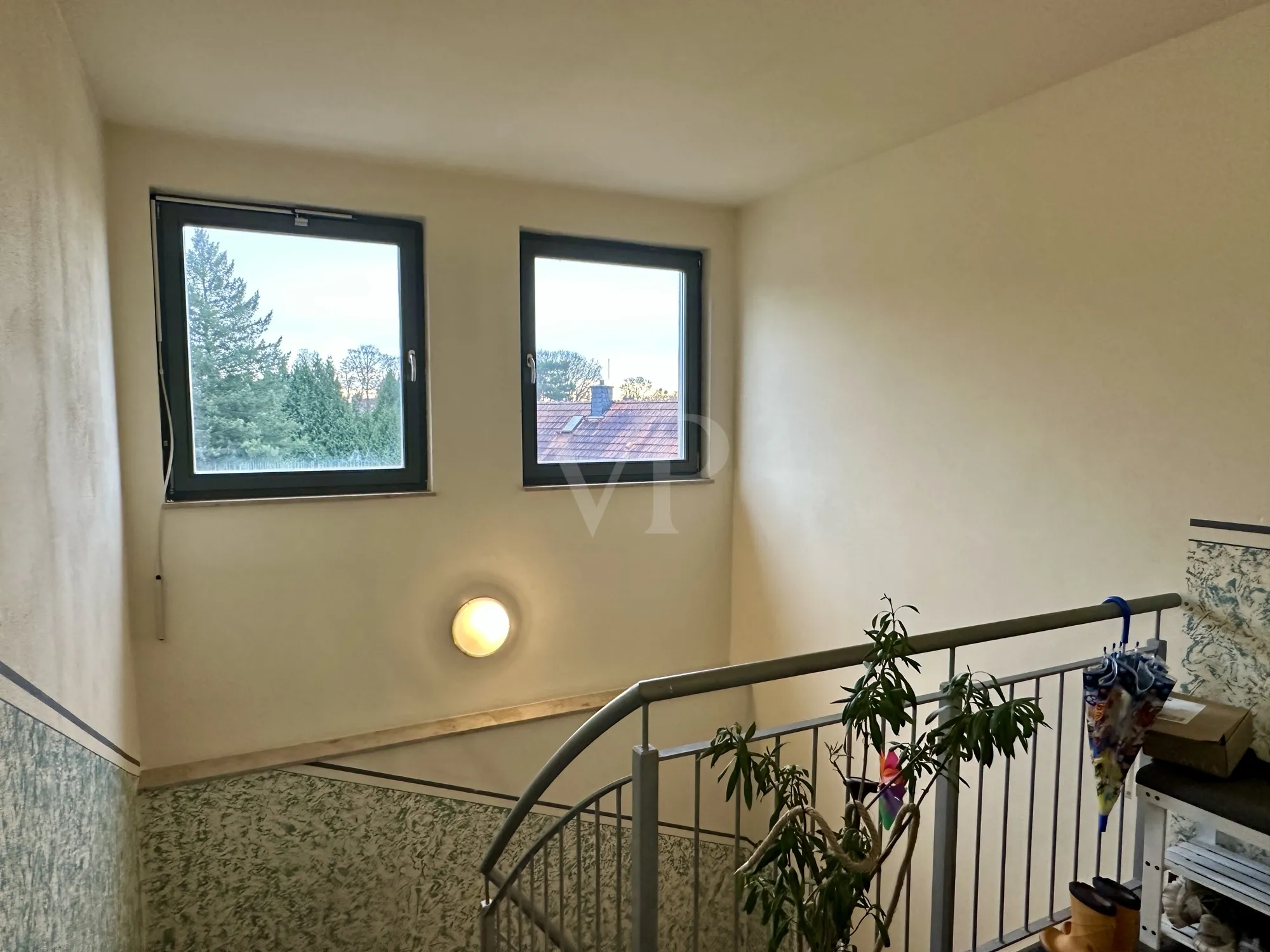 Gauben im Treppenhaus (DG)