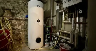 von_poll_real_estate_property_25441COM8_image_13