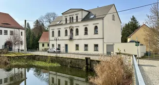 von_poll_real_estate_property_25441COM8_image_0