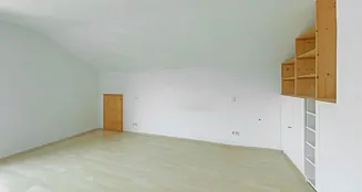 von_poll_real_estate_property_25289021_image_5