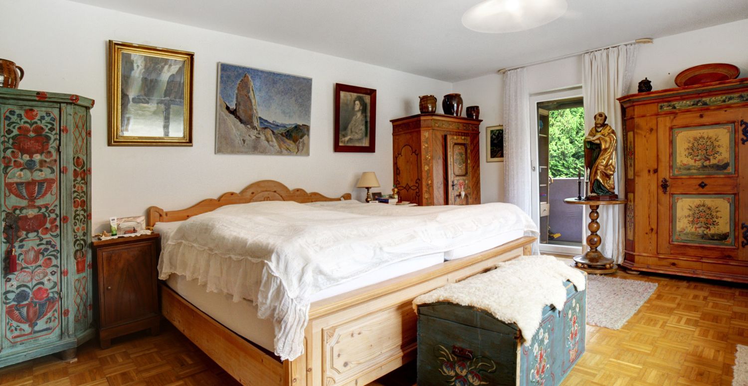 Zimmer groß, 1. OG