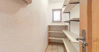 von_poll_real_estate_property_25289029_image_14