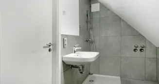 von_poll_real_estate_property_25289018_1_image_12