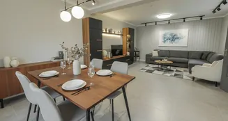 von_poll_real_estate_property_25289030_image_1