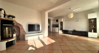 von_poll_real_estate_property_24256219_image_16