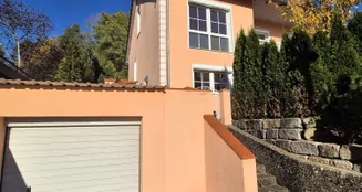 von_poll_real_estate_property_24256219_image_1