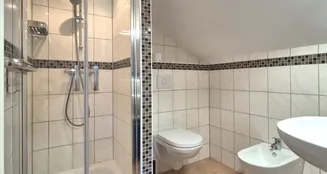 von_poll_real_estate_property_24256219_image_26