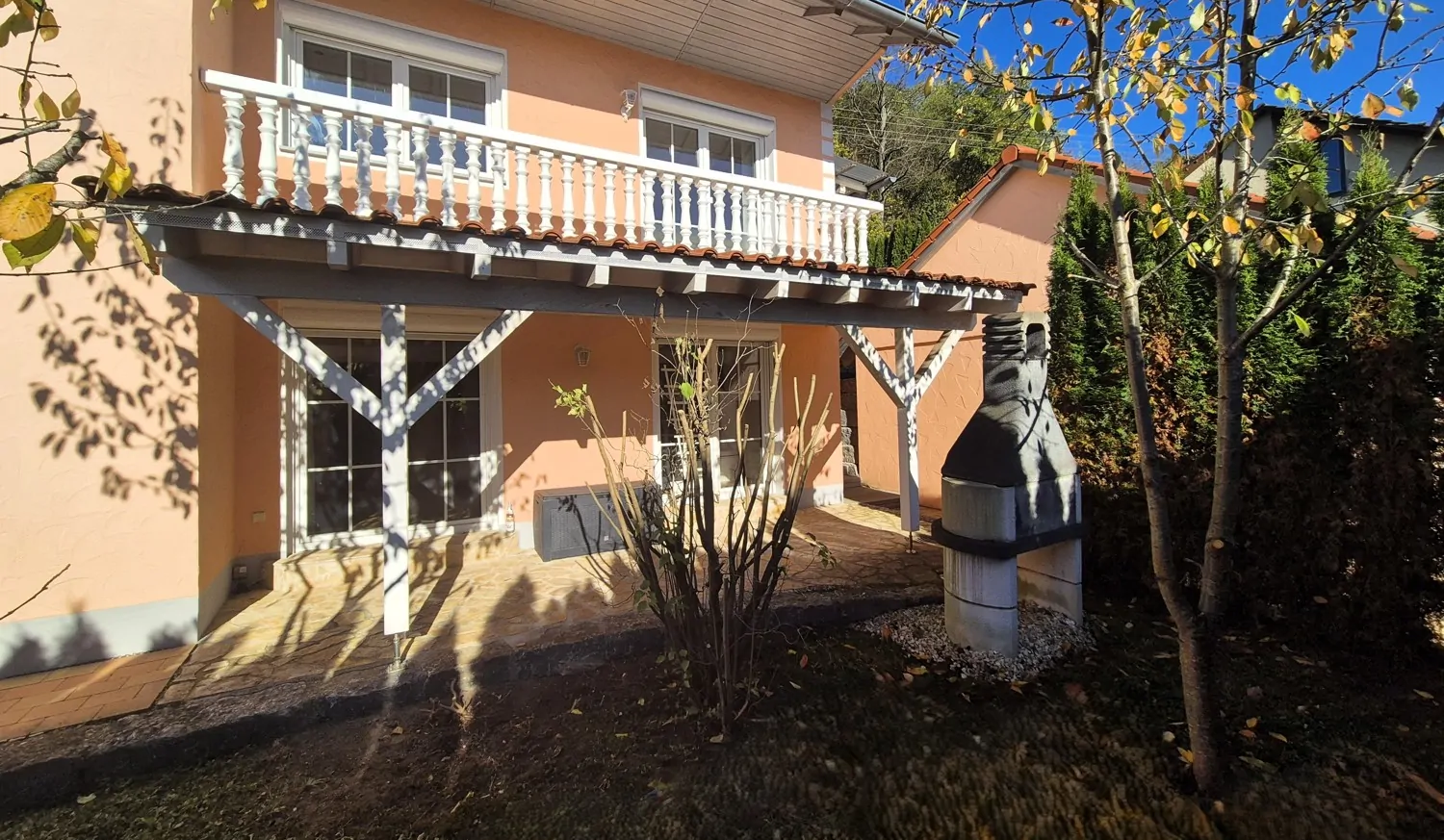 Terasse EG / Balkon OG