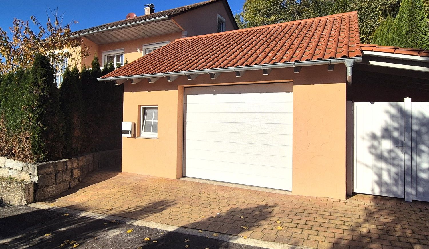 Modernes, stilvolles Einfamilienhaus mit vielen Gestaltungsmöglichkeiten