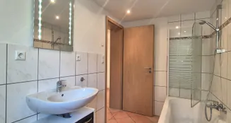 von_poll_real_estate_property_24256219_image_11