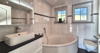 von_poll_real_estate_property_24256219_image_22