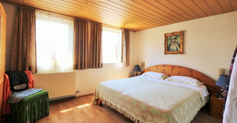 Schlafzimmer OG