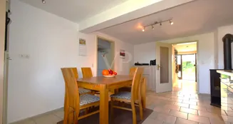 von_poll_real_estate_property_23256169_image_7