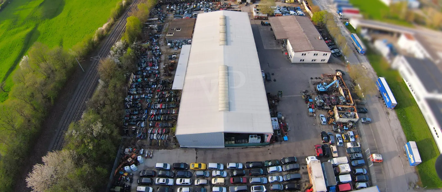 Außenbereich Halle I / Halle II