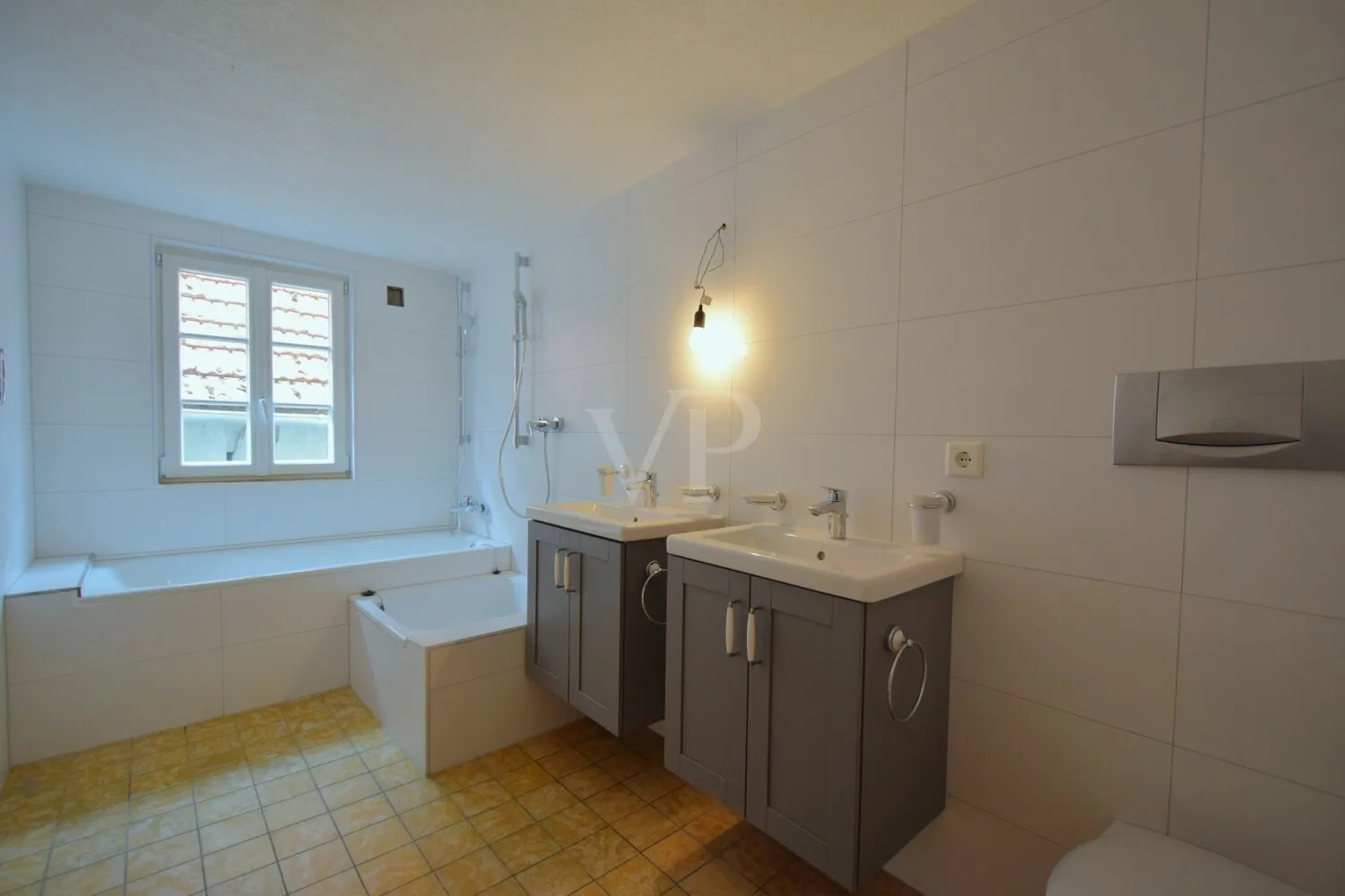 Badezimmer 1. OG Haus I