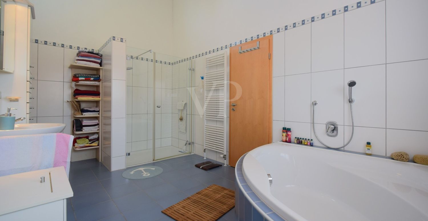Badezimmer DG