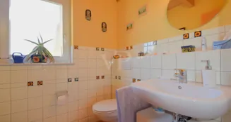 von_poll_real_estate_property_25256229_image_8