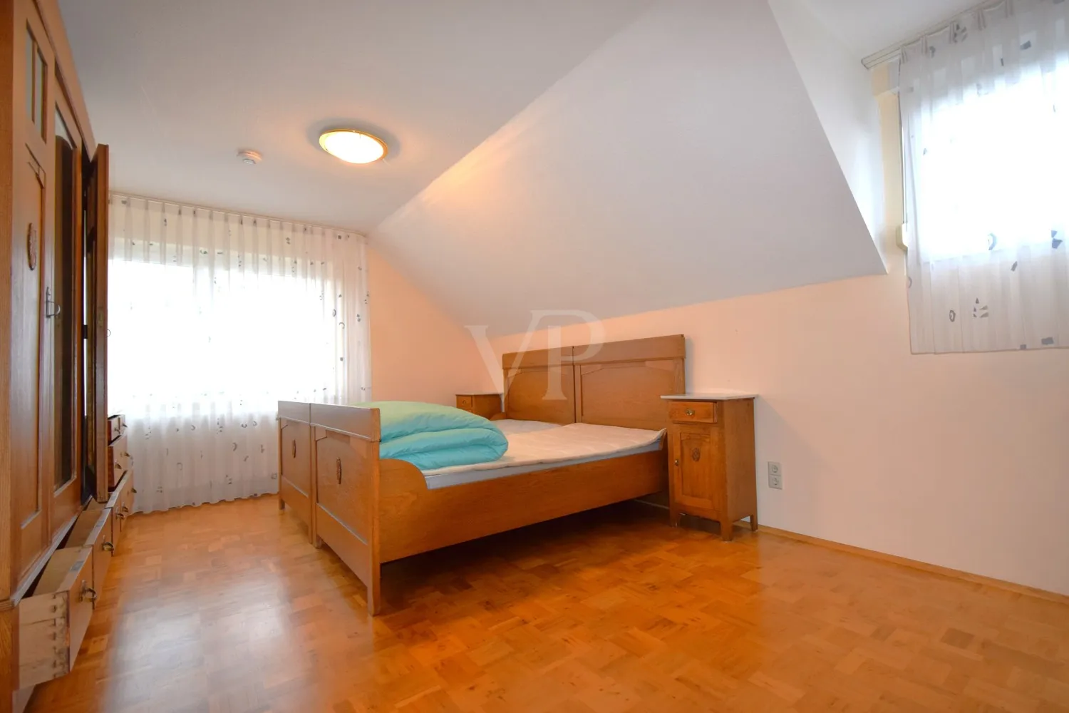Schlafzimmer DG