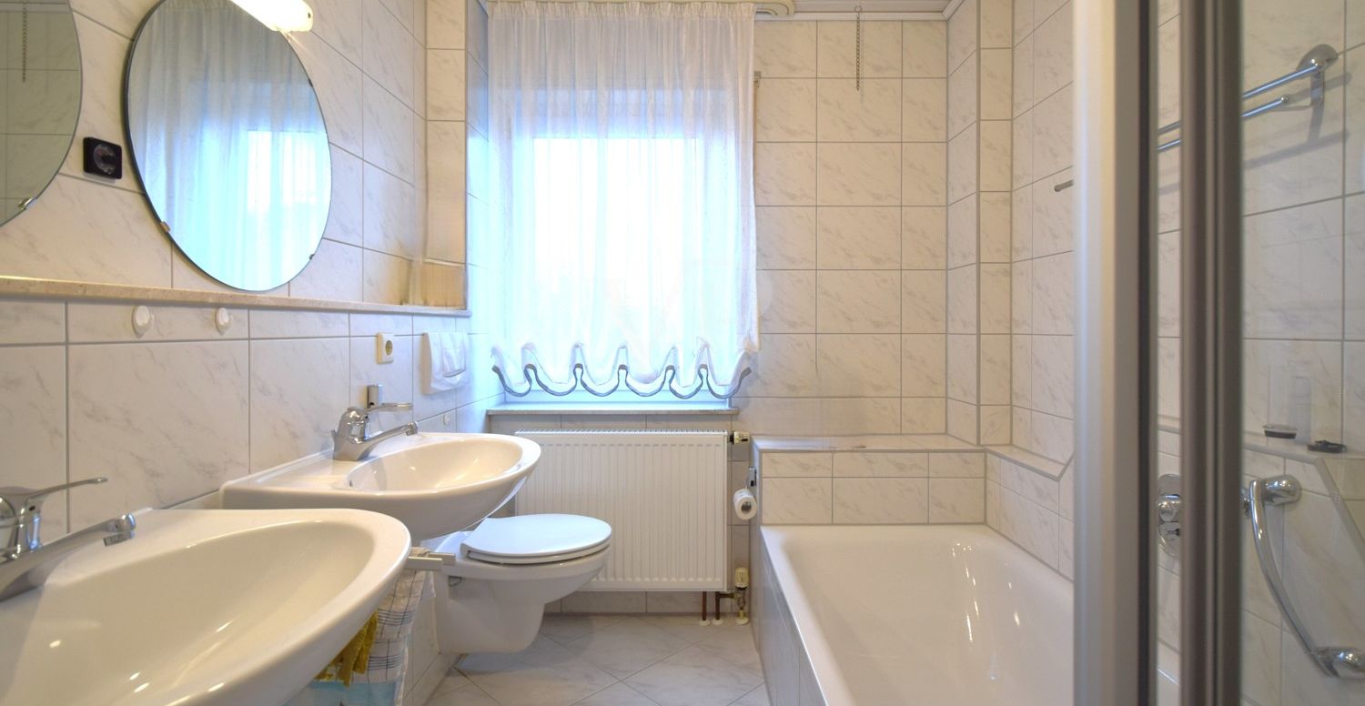 Badezimmer DG