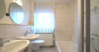 von_poll_real_estate_property_25256232_image_20