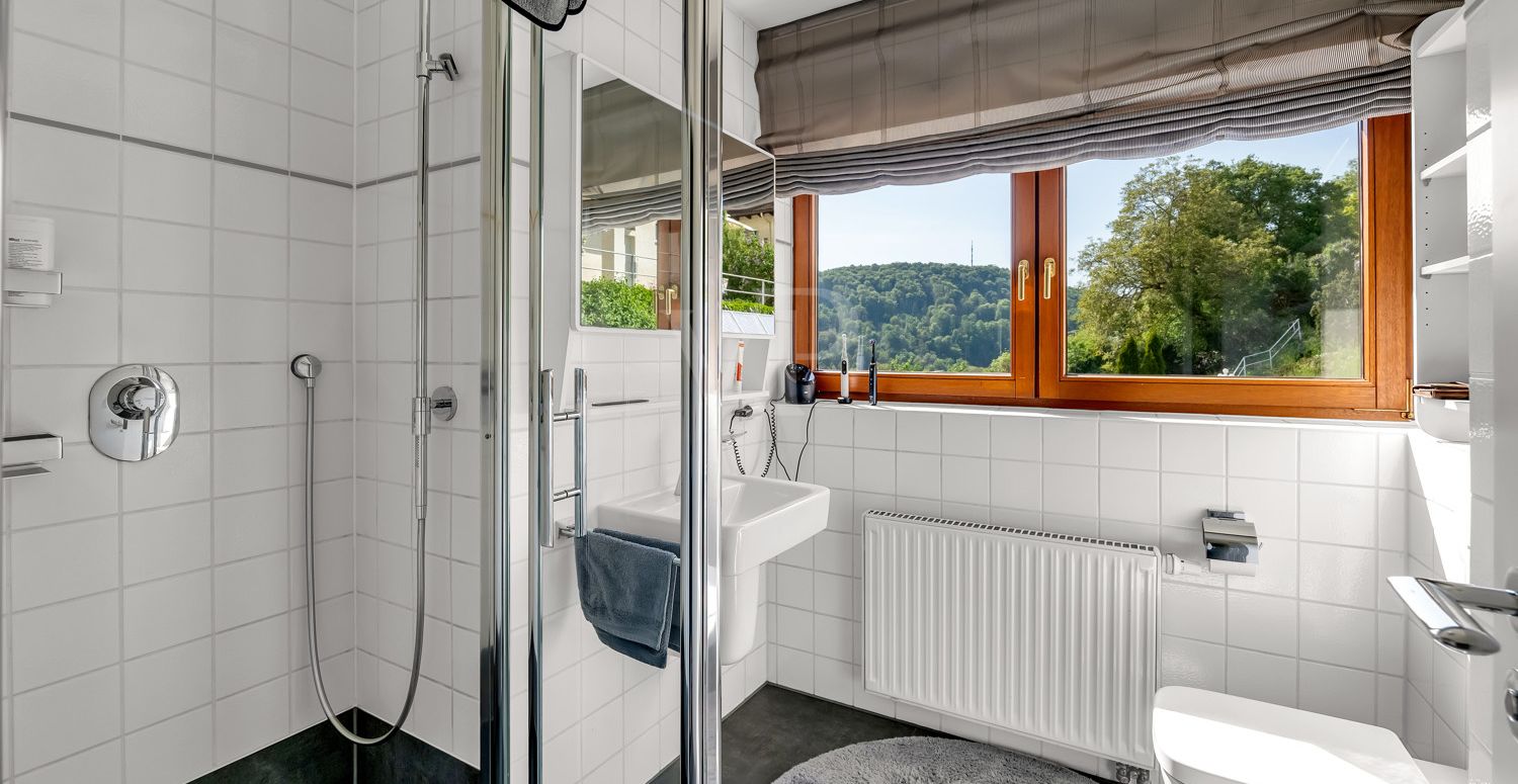 28_OG_Dusche