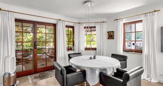 von_poll_real_estate_property_25256239_image_13