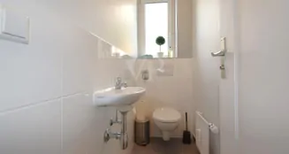 von_poll_real_estate_property_25256237_image_9