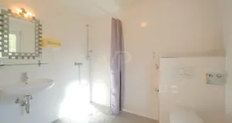 von_poll_real_estate_property_25256237_image_29