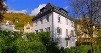 von_poll_real_estate_property_25256237_image_0