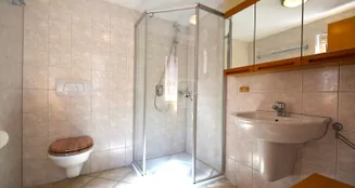 von_poll_real_estate_property_25256244_image_7