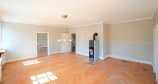 von_poll_real_estate_property_25256252_image_11