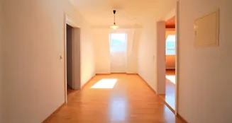 von_poll_real_estate_property_25256252_image_18