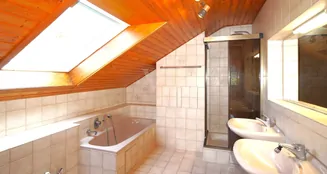 von_poll_real_estate_property_25256253_image_13