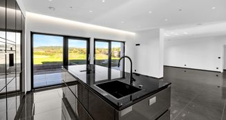 von_poll_real_estate_property_25256255_image_8