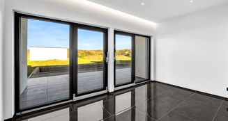 von_poll_real_estate_property_25256255_image_11