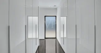 von_poll_real_estate_property_25256255_image_11