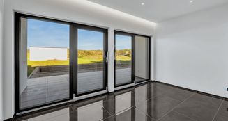 von_poll_real_estate_property_25256255_image_15