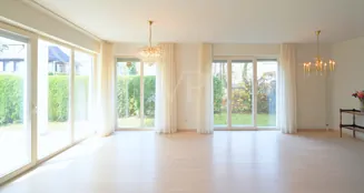 von_poll_real_estate_property_25256264_image_0