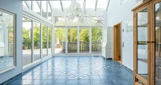 von_poll_real_estate_property_25256257_image_8