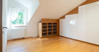 von_poll_real_estate_property_25256257_image_17