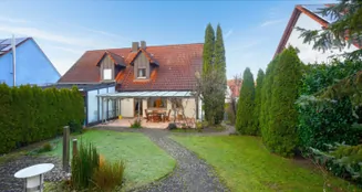 von_poll_real_estate_property_25256266_image_0