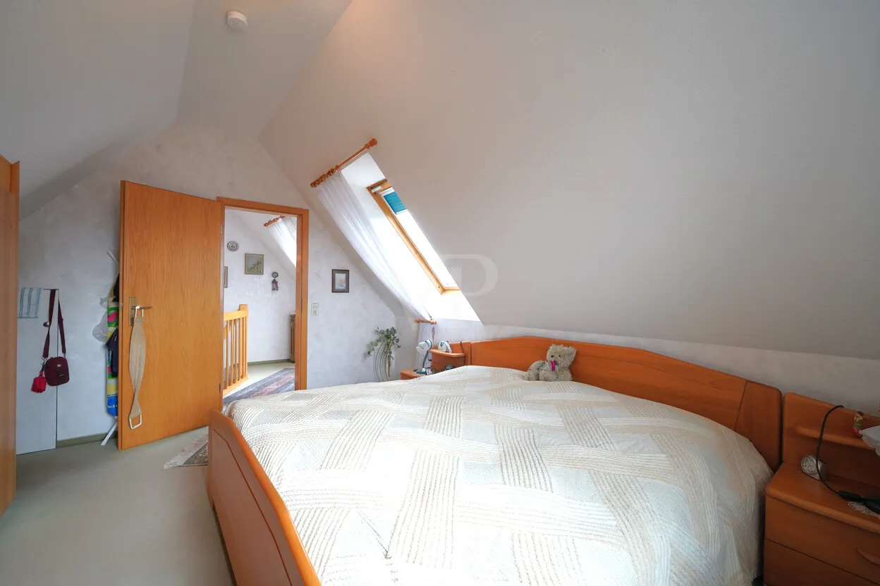 Schlafzimmer III