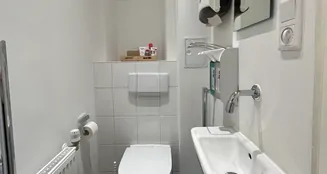 von_poll_real_estate_property_22338013_image_6