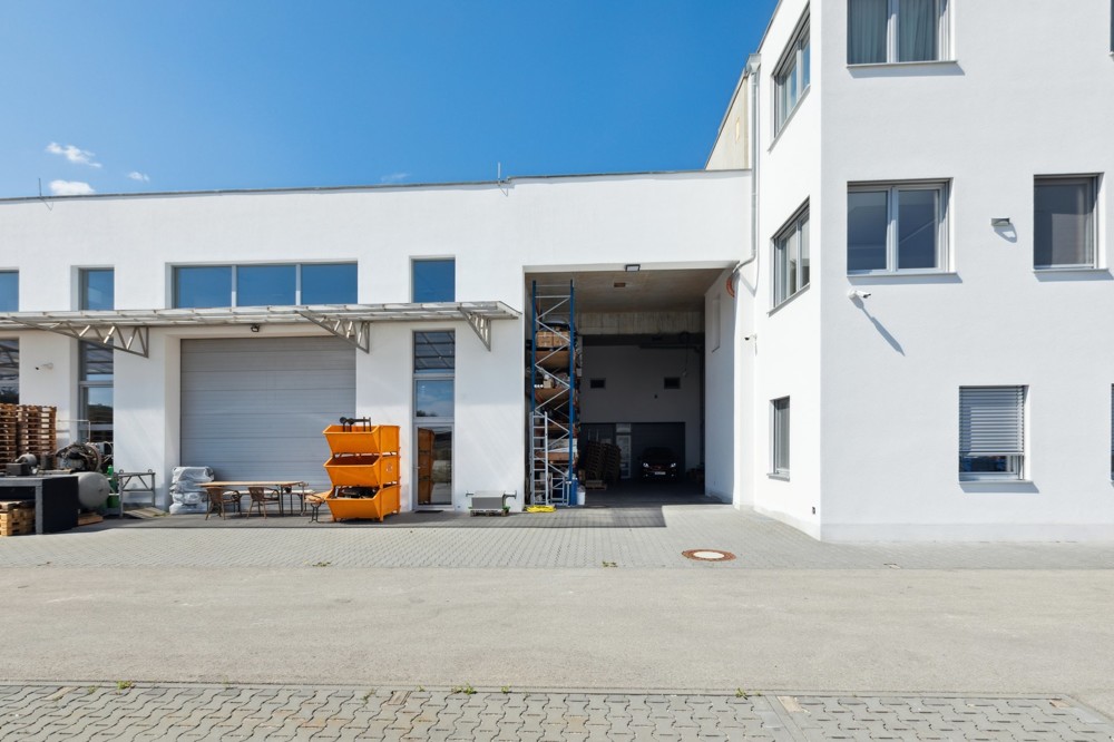 Garagen und Lager