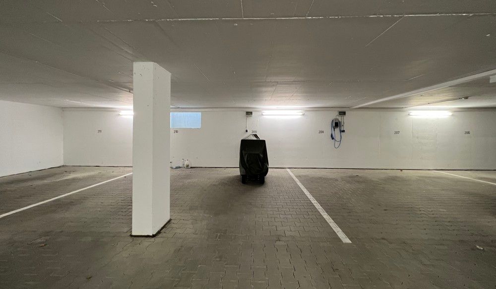 Tiefgaragenstellplatz