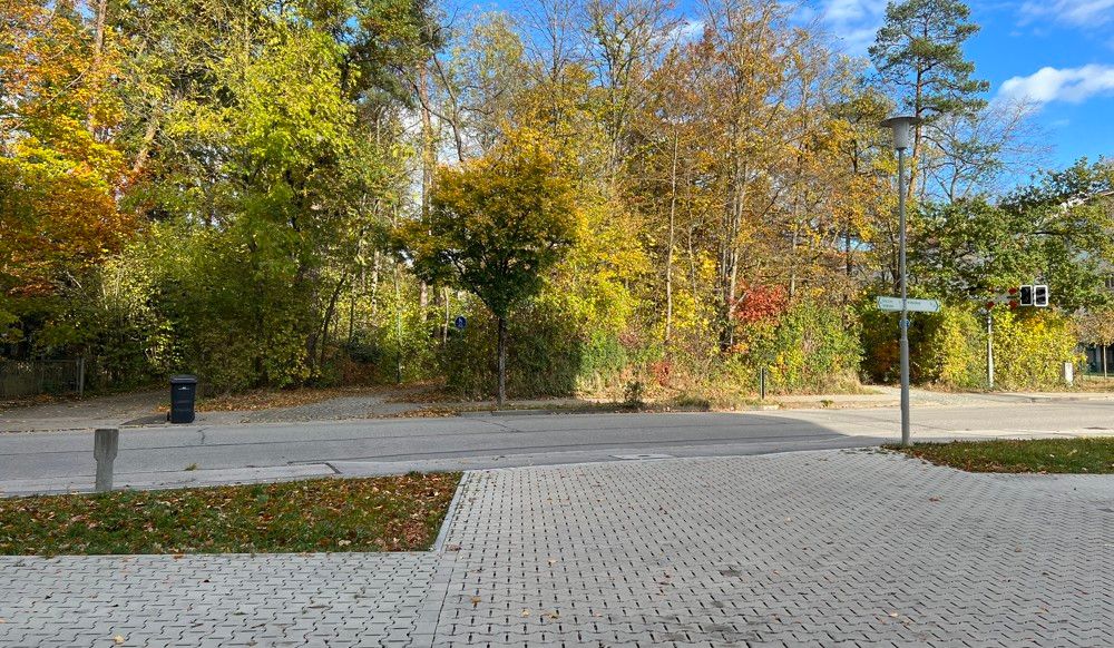Blick zur Straße