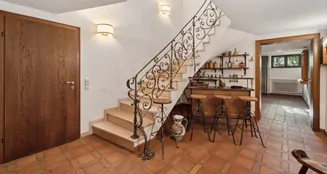 von_poll_real_estate_property_25338002_image_25